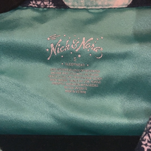 Nick & Nora flannel snow globe top only button down size Small - Picture 2 of 4